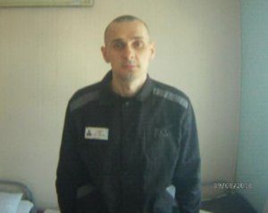 Сенцов Олег в тюремной робе