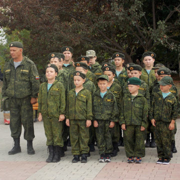 Примус місцевих до військової служби окупантам: головне про воєнний злочин Росії у Криму