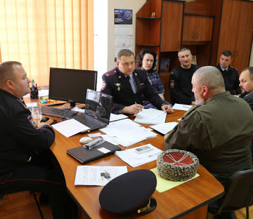 В оккупированном Крыму «полиция» систематически привлекает «казаков» в качестве понятых