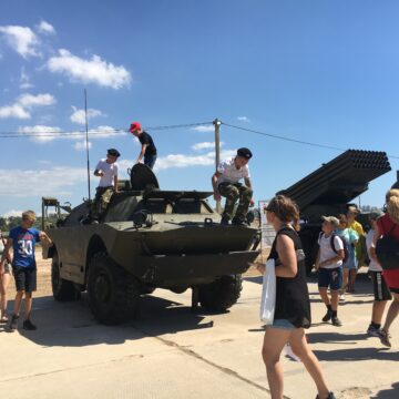 Militaristic mass events are held in Sevastopol during a pandemic