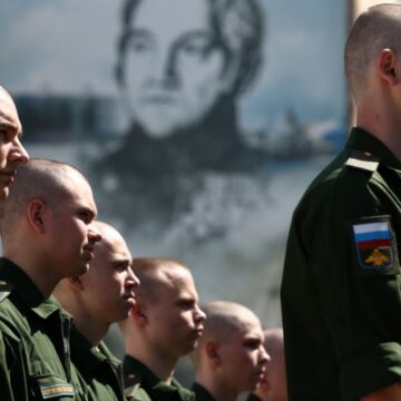 С 2014 года, Россия забрала на службу в свою армию порядка 25 тысяч человек