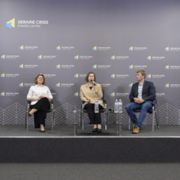 Нам важливо знайти експертів навіть у країнах, де дуже сильна російська пропаганда — Скрипник про експертну мережу «Кримської платформи»