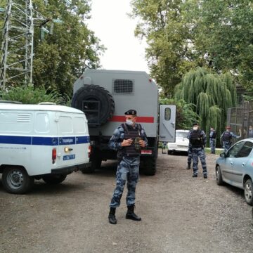 Пятерых жителей Крыма оштрафовали за участие в стихийном мирном собрании