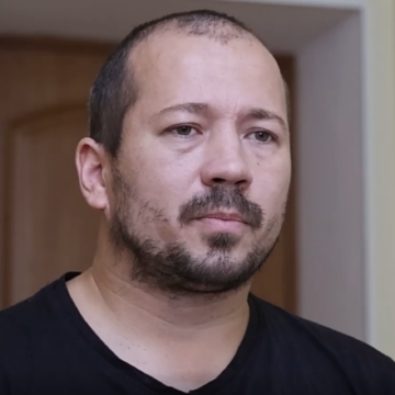 Мешканець Генічеську Дмитро Захаров, викрадений у червні, перебуває наразі у Криму